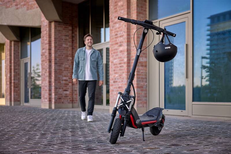 Segway ZT3 Pro E antracitová - Obrázek 8