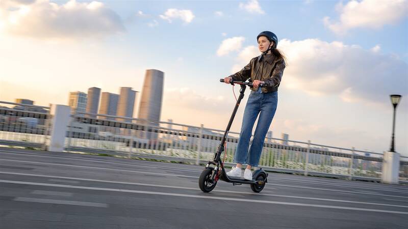 Segway eKickScooter F2 Pro EII antracitová - Obrázek 16