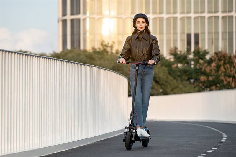 Segway eKickScooter F2 Pro EII antracitová - Obrázek 17
