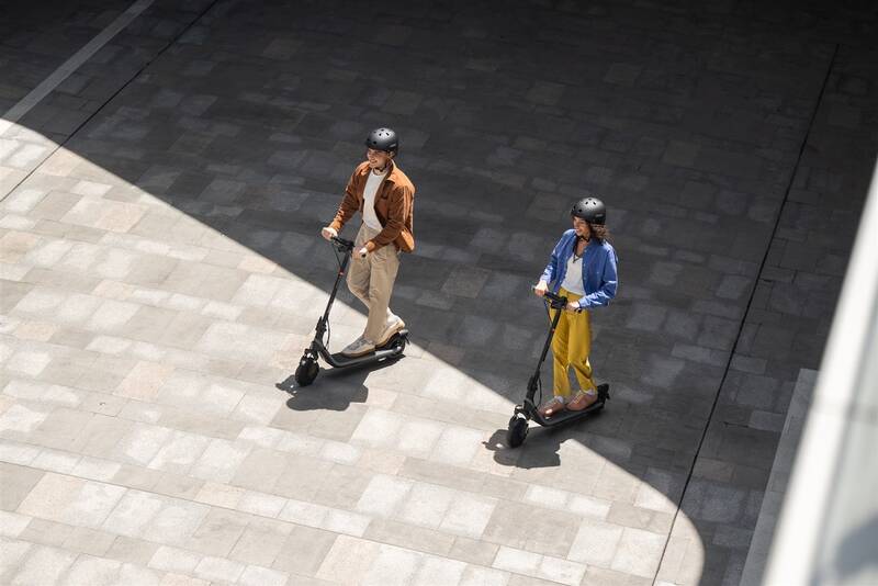 Segway E2 EII antracitová - Obrázek 9
