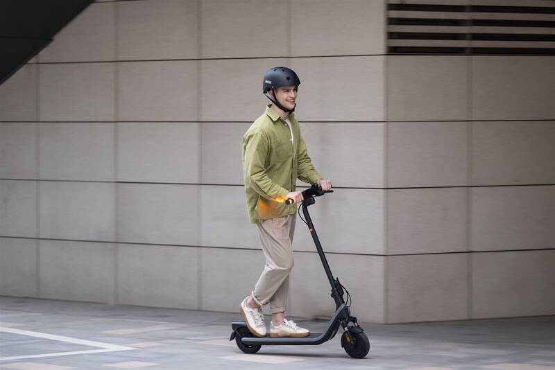 Segway E2 EII antracitová - Obrázek 15