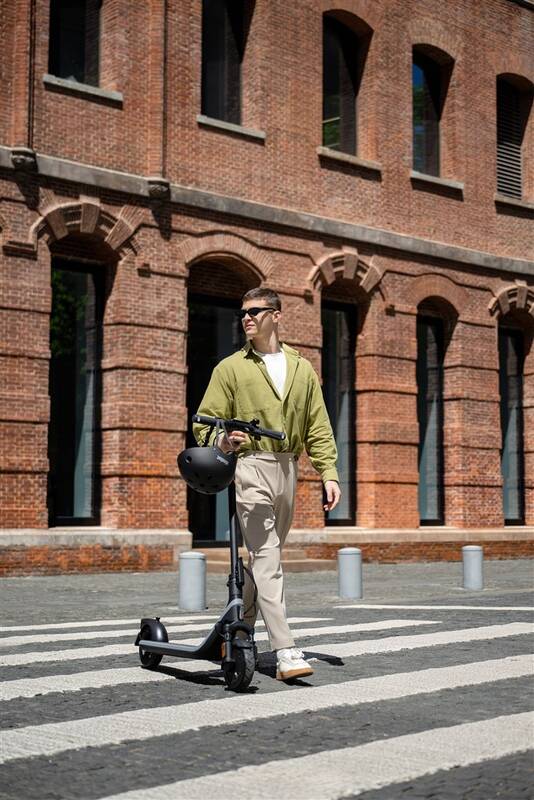 Segway E2 EII antracitová - Obrázek 18