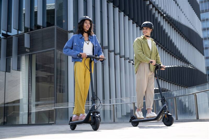 Segway E2 EII antracitová - Obrázek 20